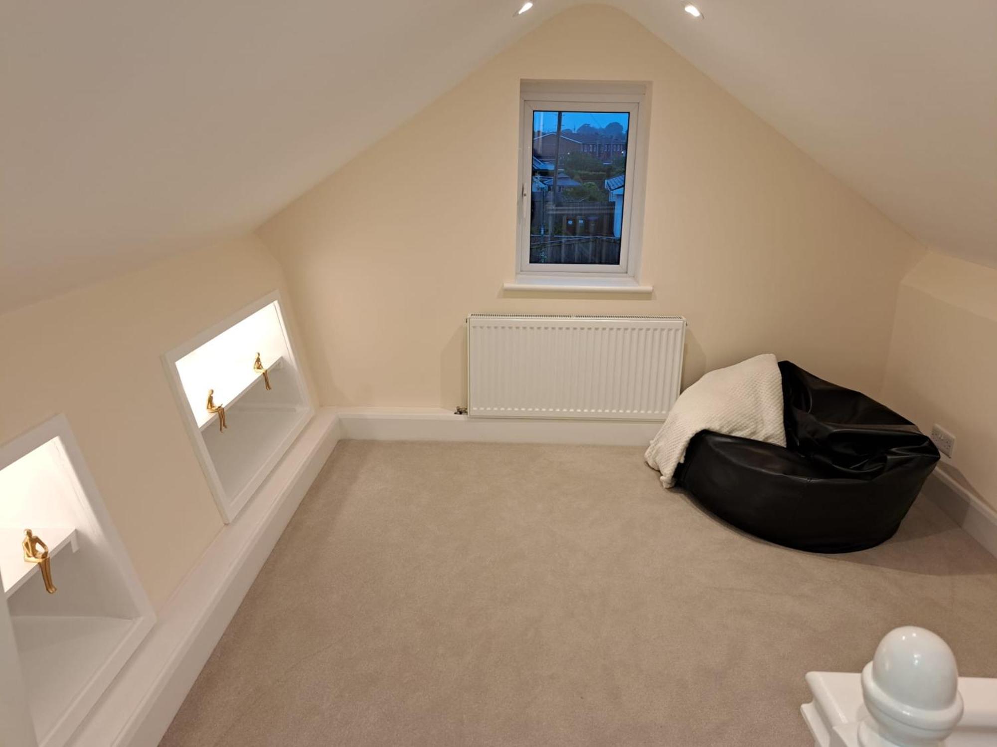 Beautiful 5 Bedroom Bungalow, Sleeps 7, In Calne Buitenkant foto