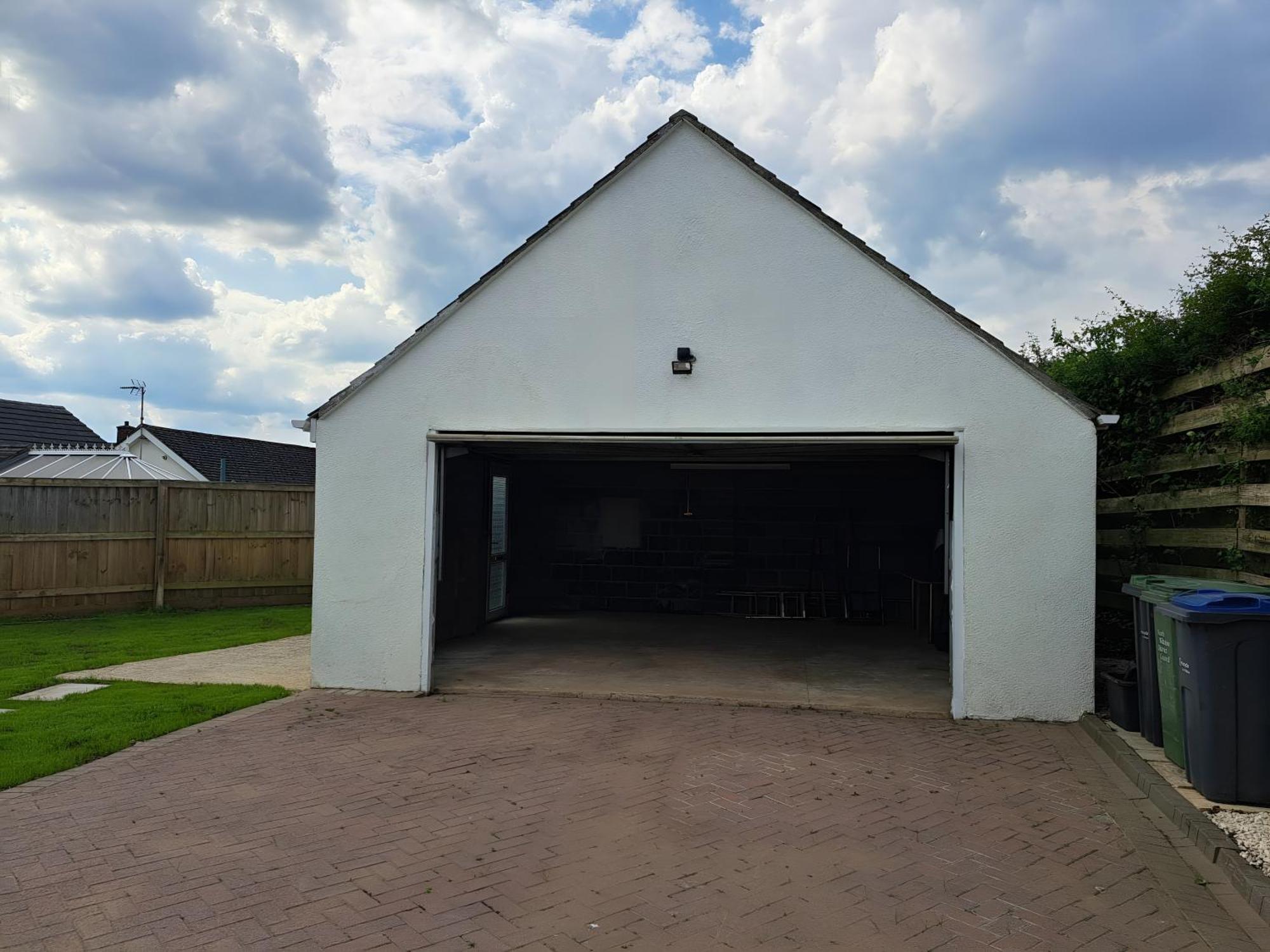 Beautiful 5 Bedroom Bungalow, Sleeps 7, In Calne Buitenkant foto